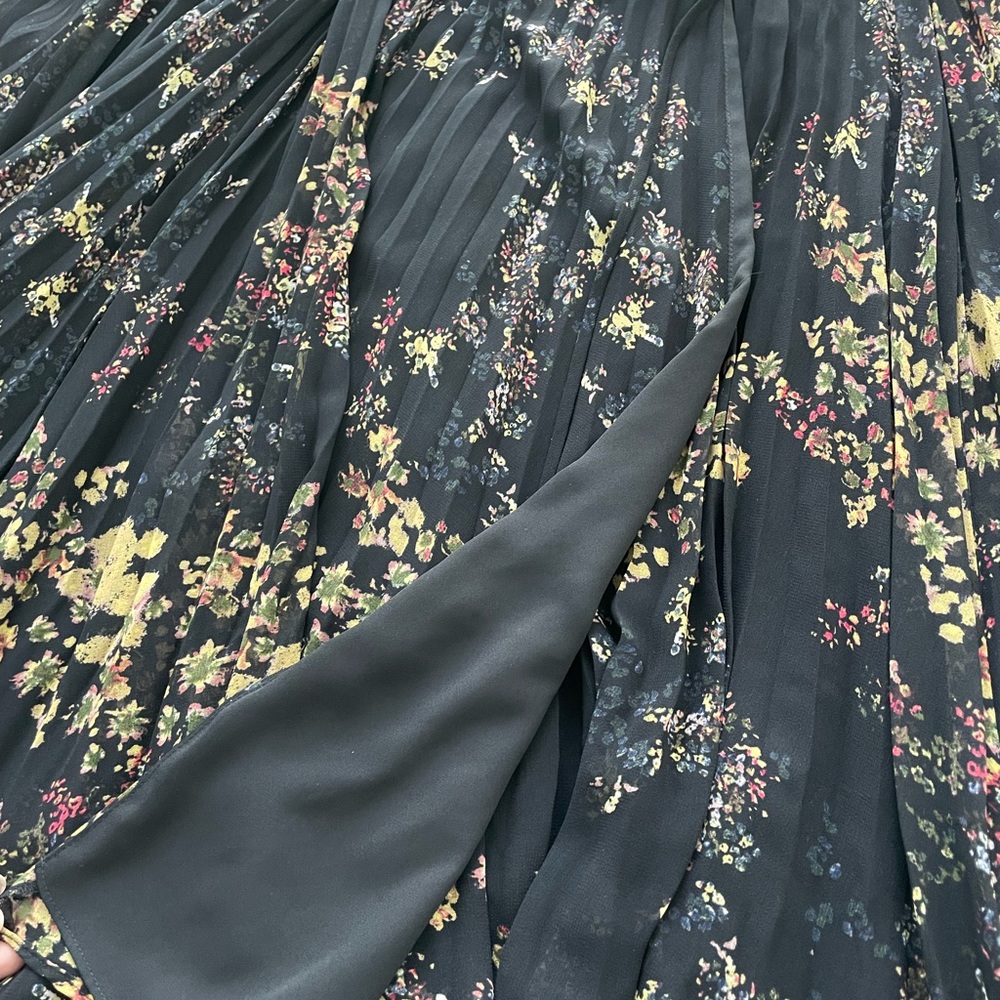 SOLD ARITZIA WILFRED BEAUNE DRESS - Picture 4 of 9